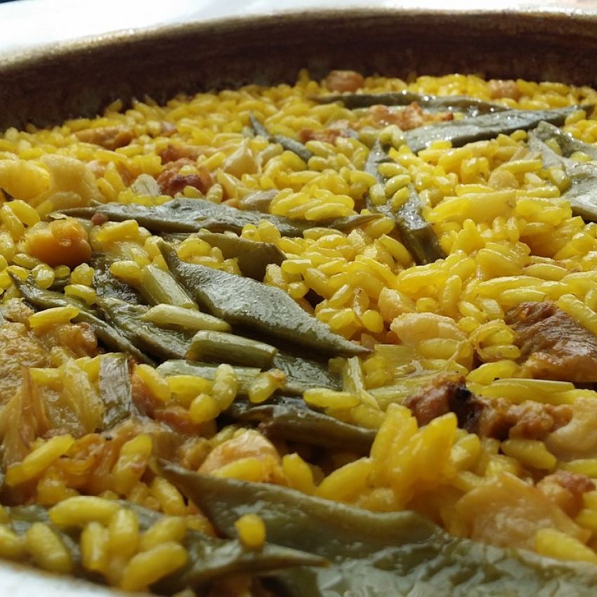 Paella - Asador de pollos Chicken's en Irun